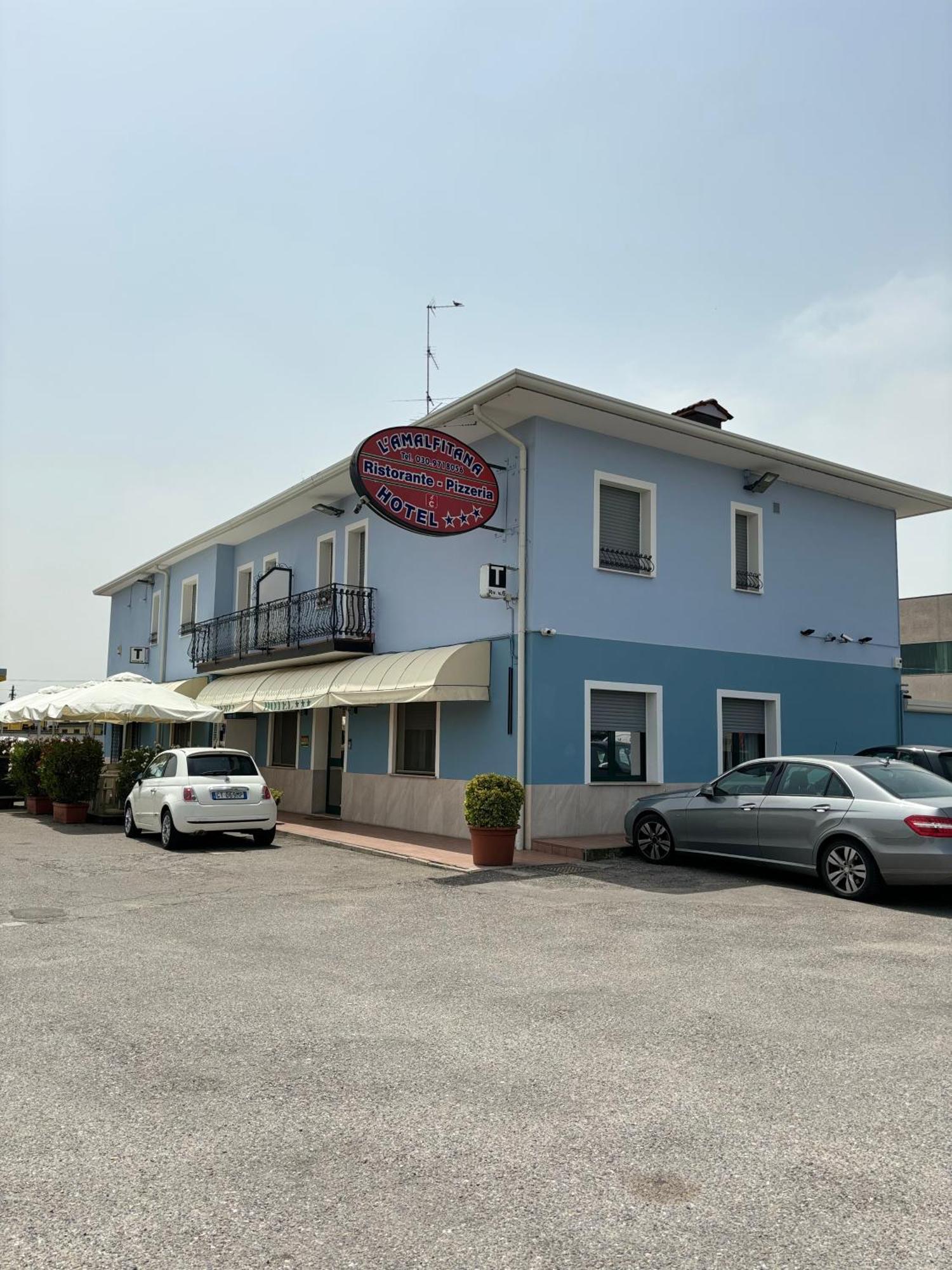 Hotel Ristorante Amalfitana Dello Экстерьер фото