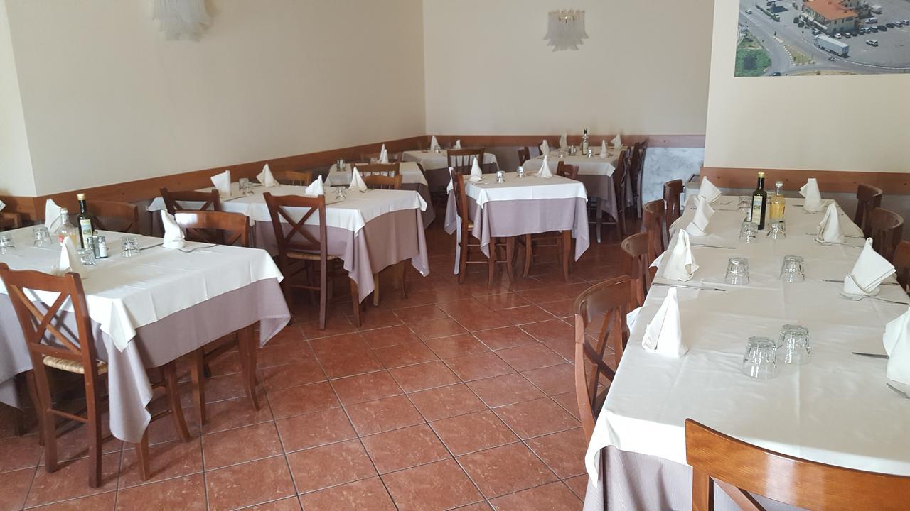 Hotel Ristorante Amalfitana Dello Экстерьер фото