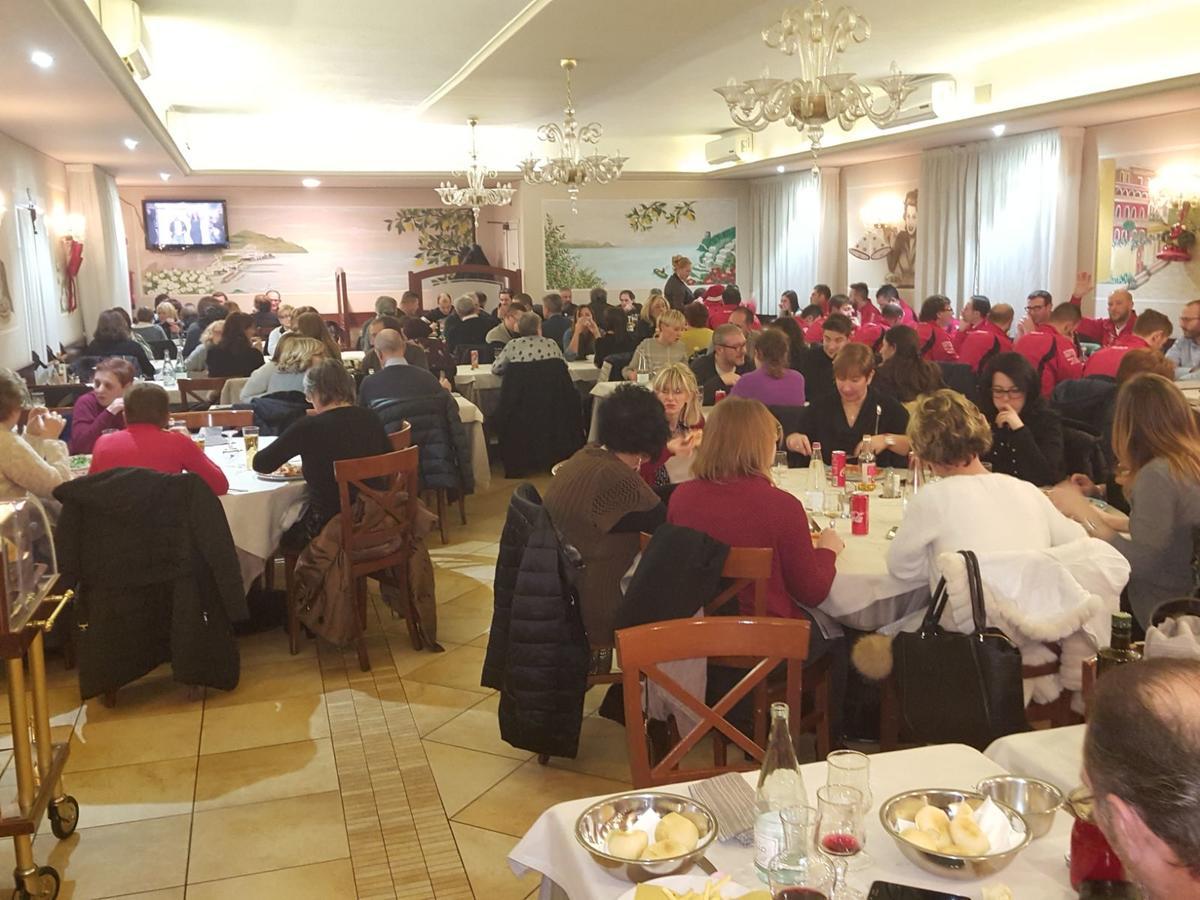 Hotel Ristorante Amalfitana Dello Экстерьер фото